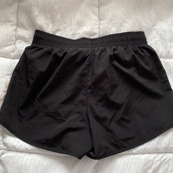 Black Puma shorts size small - Picture 3 of 3